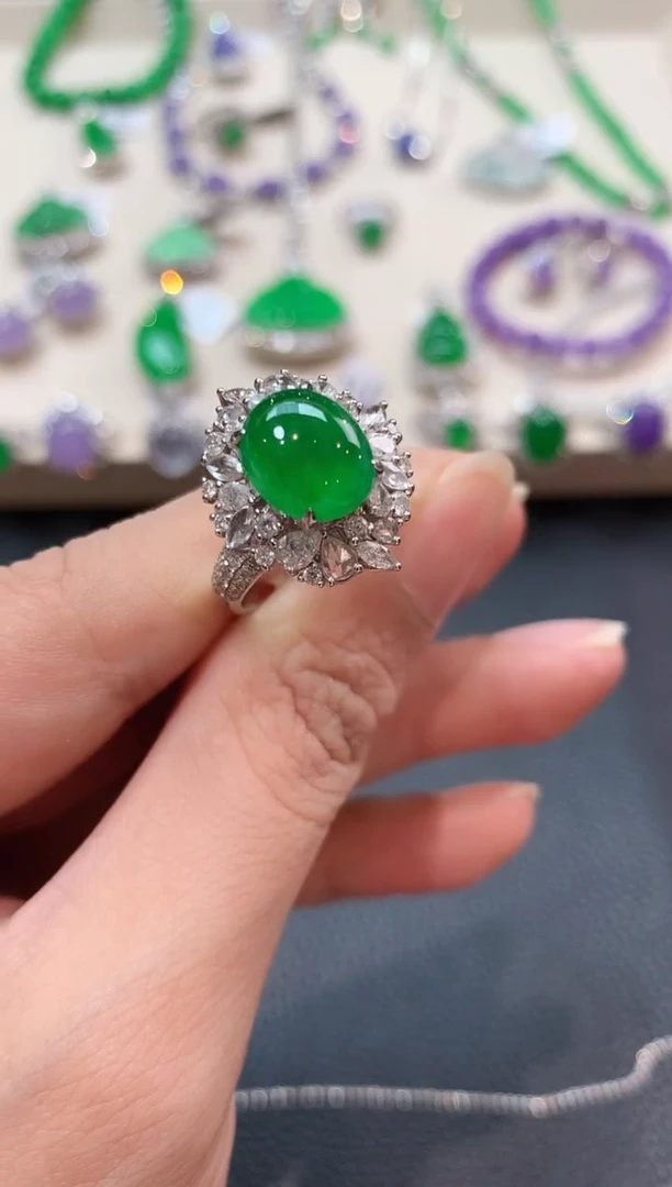 翡翠戒指18K金镶嵌m35母亲节礼物