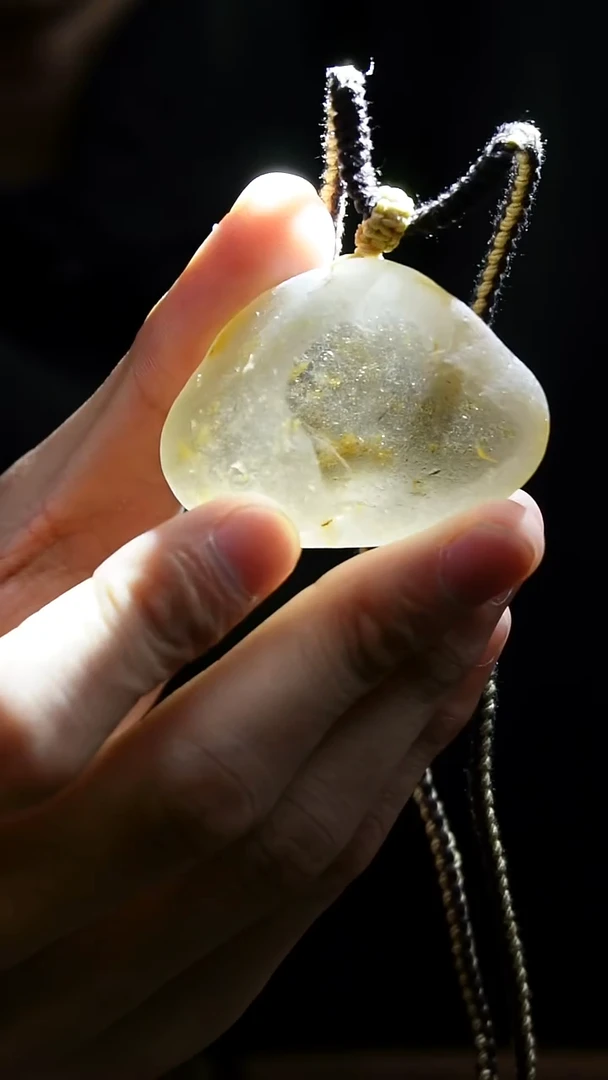 吊坠(赠链)未镶嵌水晶水晶