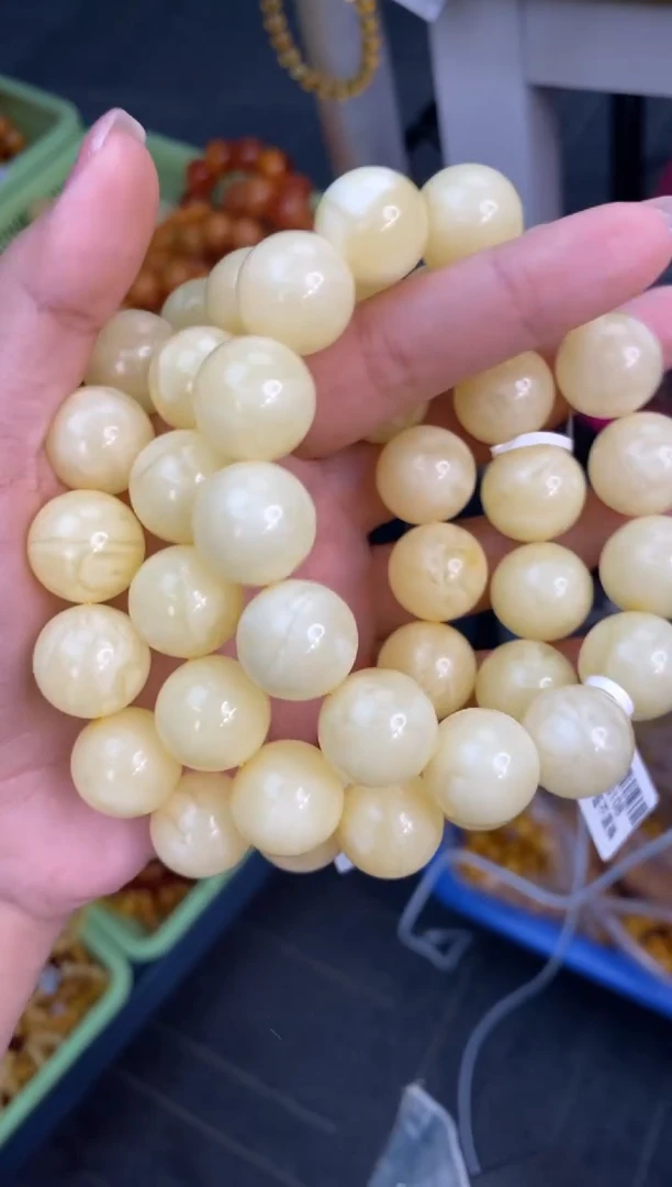 裸石琥珀未镶嵌11/3多样性发其一25