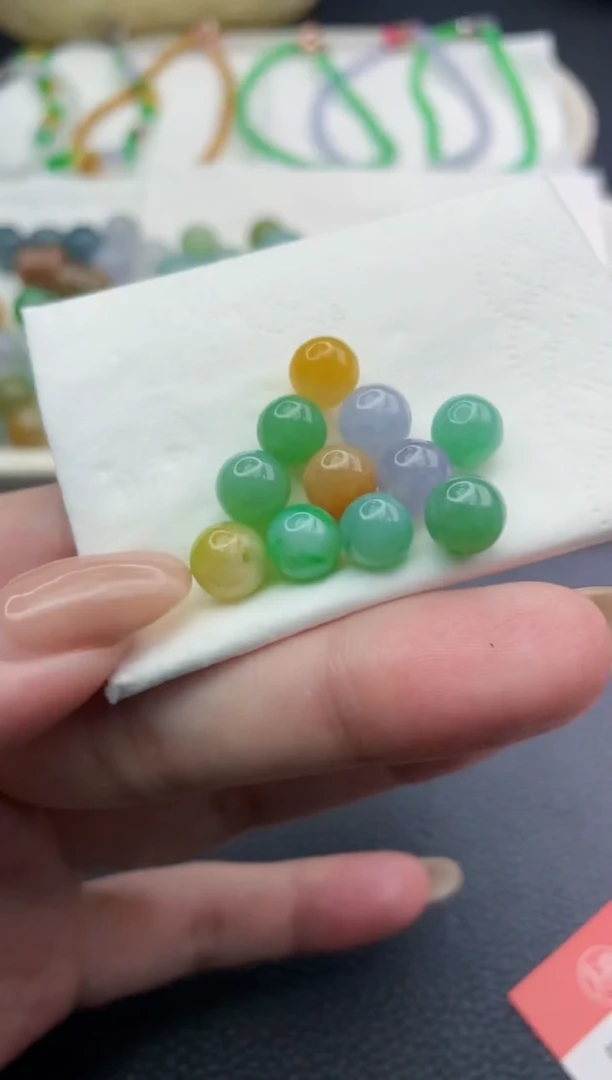 未镶嵌定制翡翠?****敌珠子