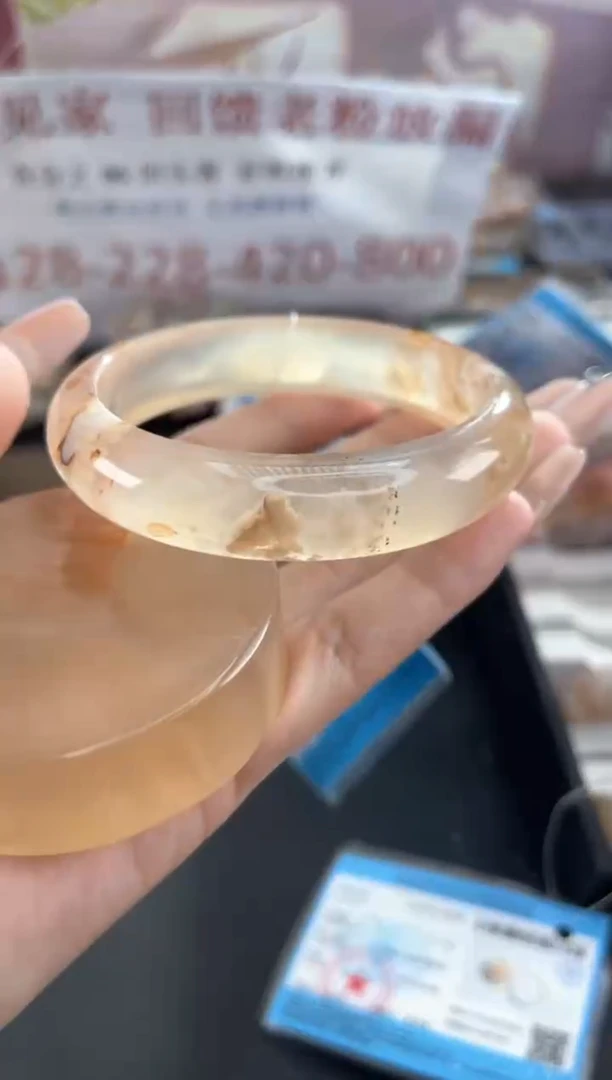 石英质玉手镯未镶嵌59