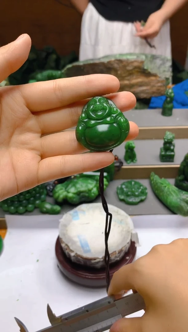 和田玉（碧玉）未镶嵌挂件1