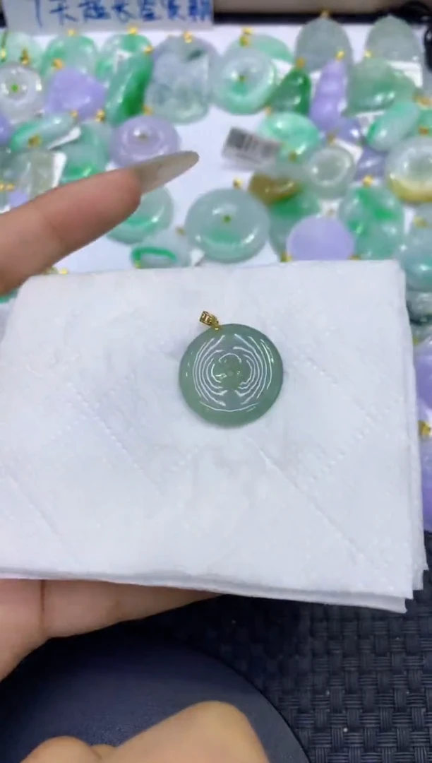 颈饰未镶嵌翡翠天然缅甸A货翡翠