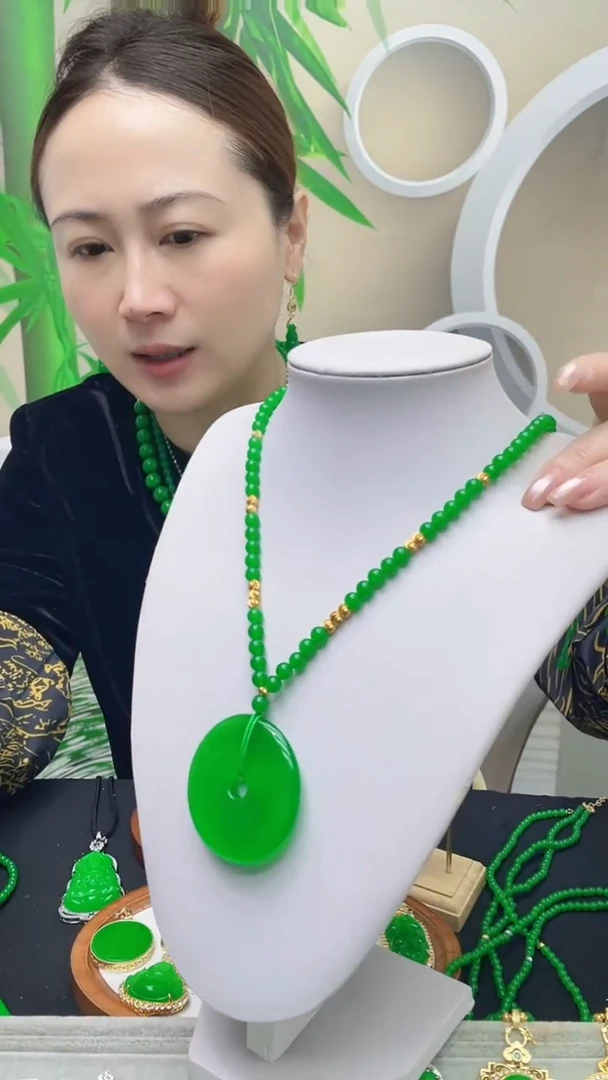 吊坠(赠链)14K金镶嵌翡翠B75