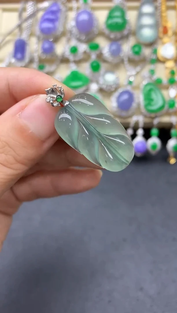 翡翠未镶嵌颈饰309中国好珍宝