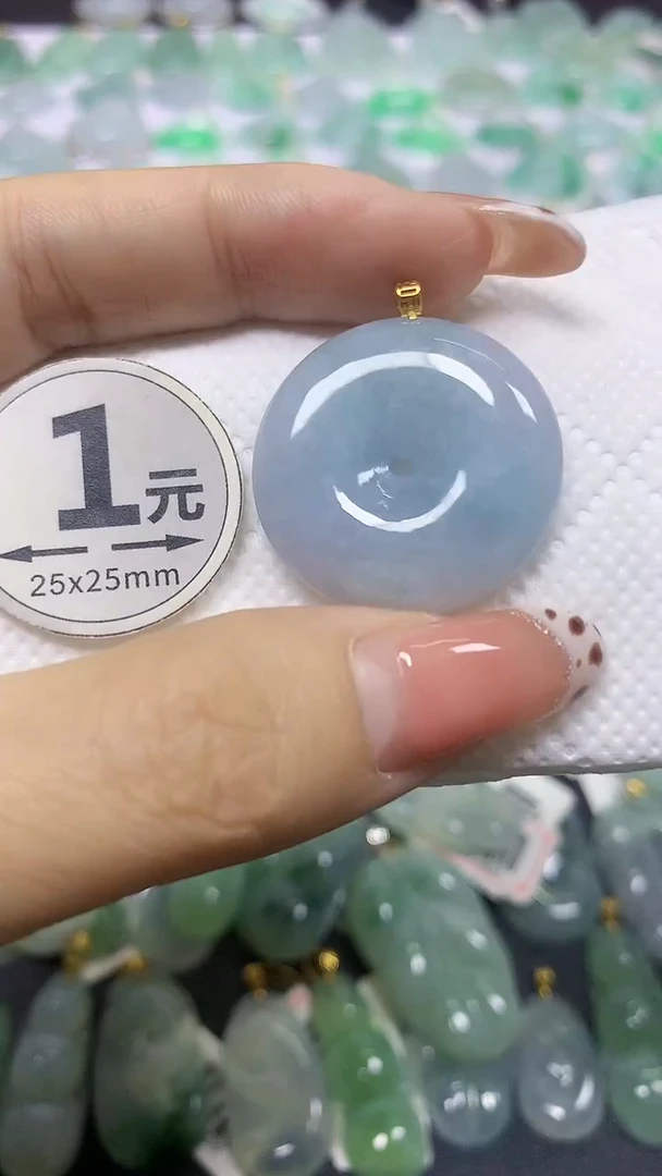 颈饰18K金镶嵌翡翠天然翡翠A货