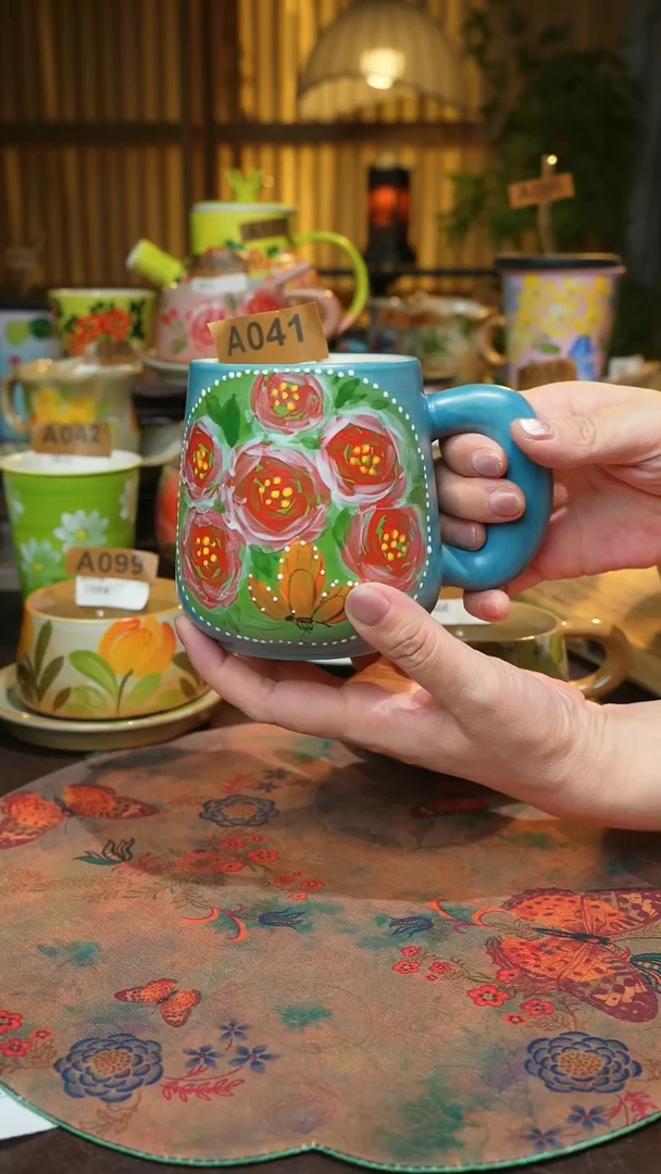 陶瓷景德镇高温釉下手绘陶瓷