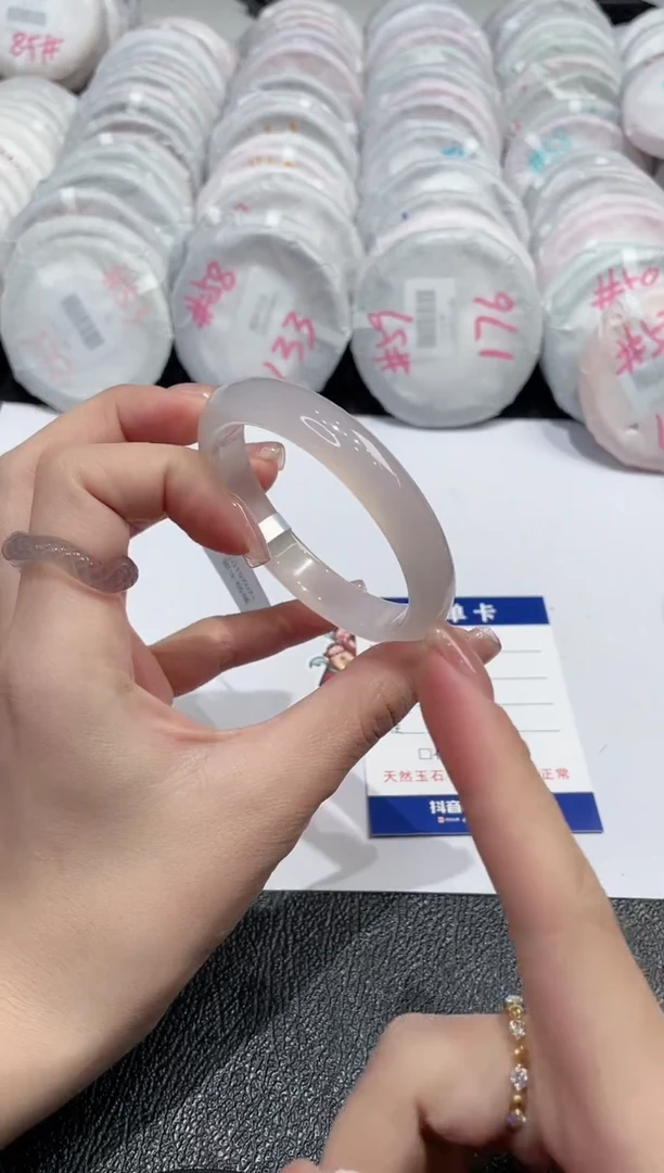 【闪购商品】玛瑙/玉髓手镯未镶嵌-577