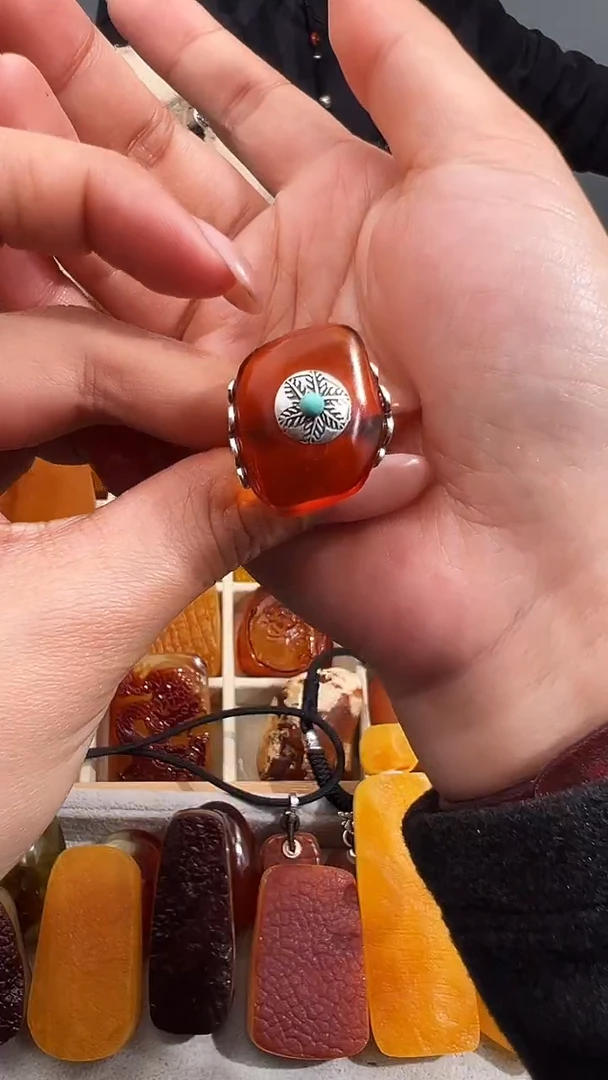 【闪购商品】蜜蜡裸石未镶嵌似玉