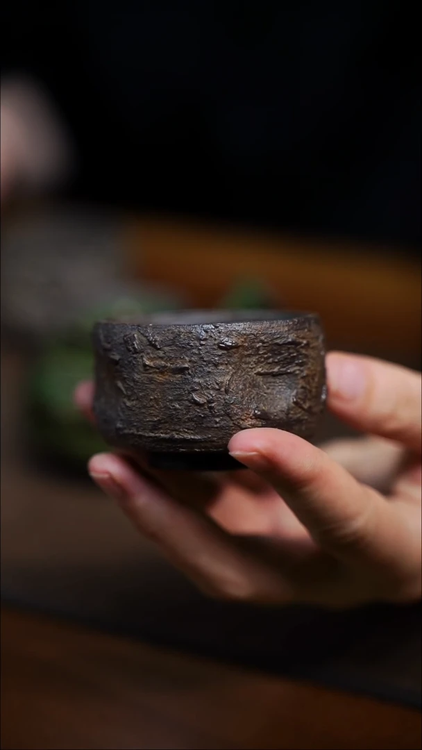 纯手工制作 黑紫砂杯