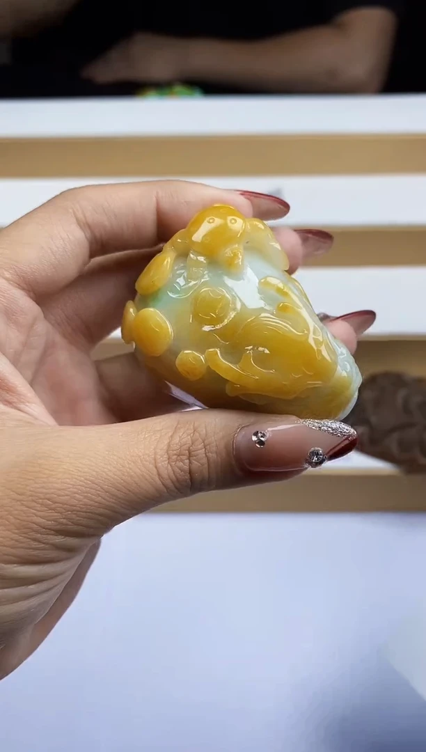 翡翠未镶嵌颈饰翡翠A货