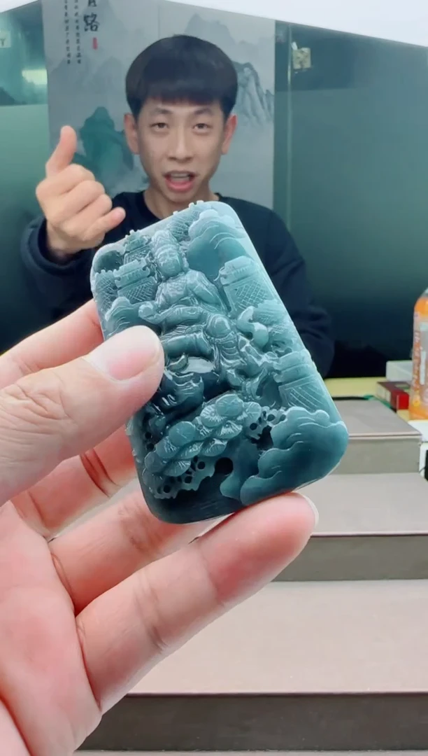 【闪购商品】翡翠颈饰未镶嵌1111111111