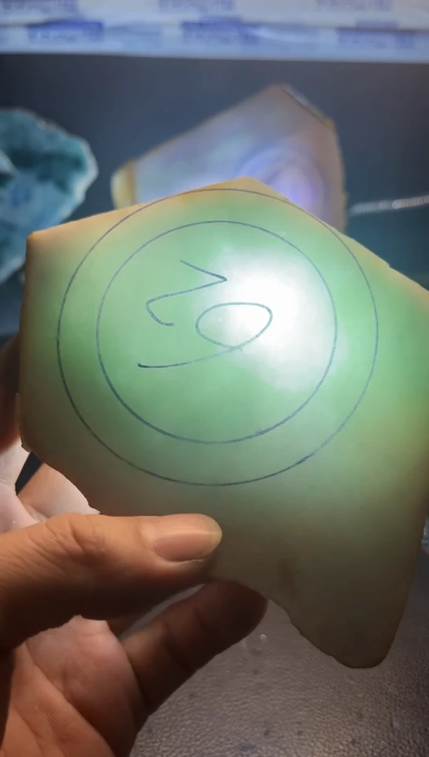 未镶嵌手镯定制翡翠快*辉翡翠