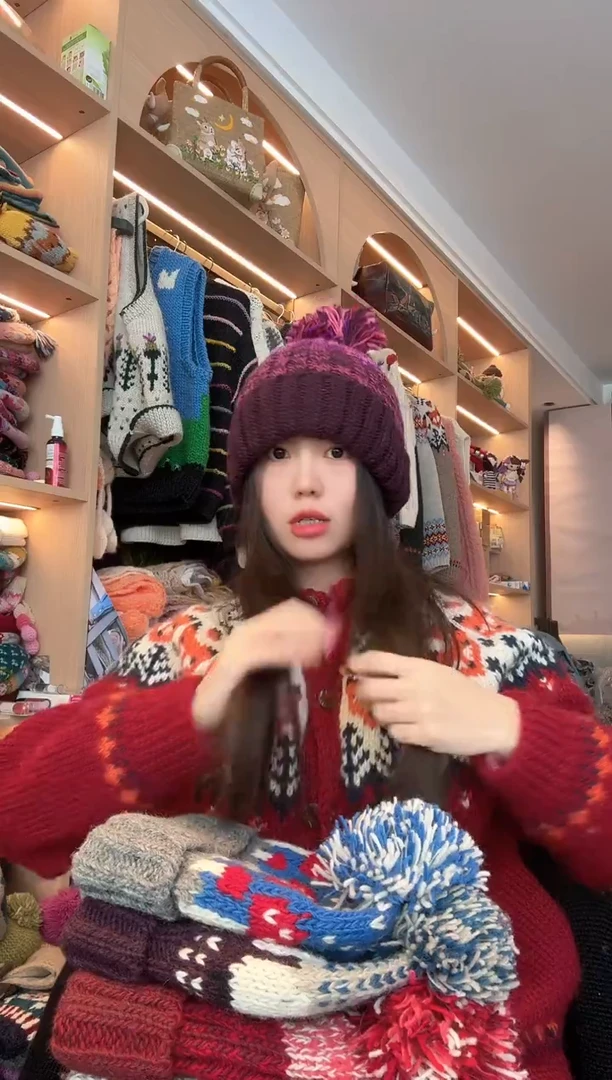 羊毛紫气东来帽