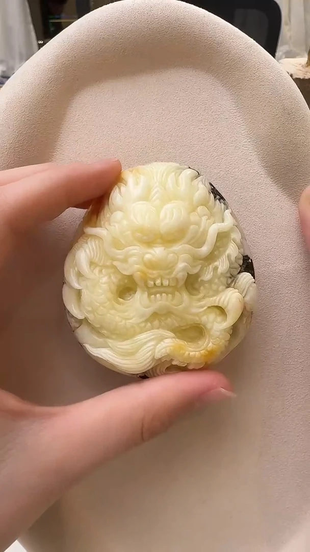 琥珀颈饰未镶嵌吊坠