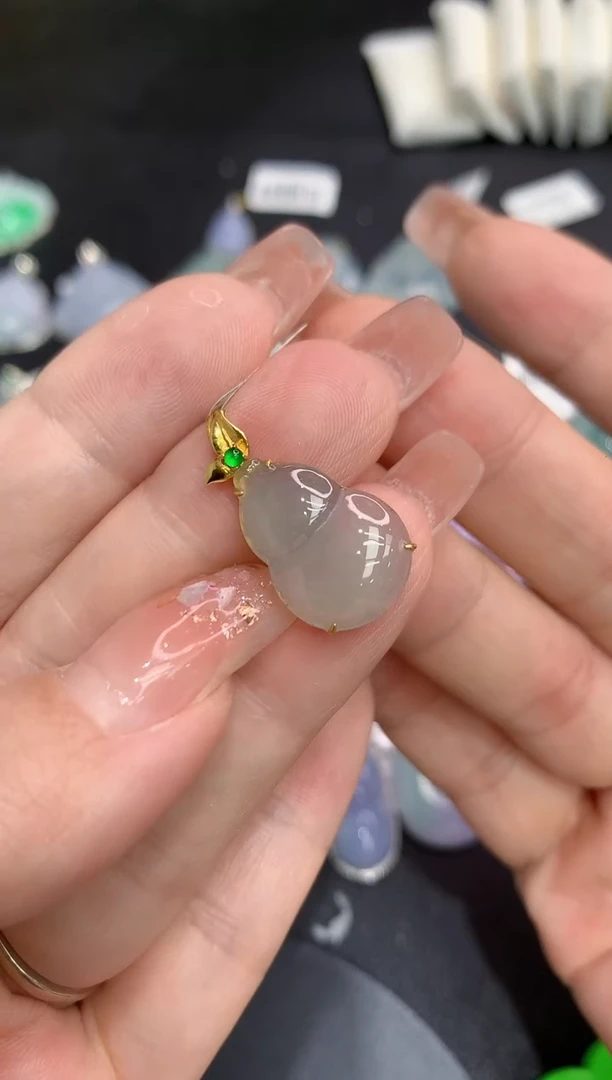 吊坠(不含链)18K金镶嵌翡翠111111111111