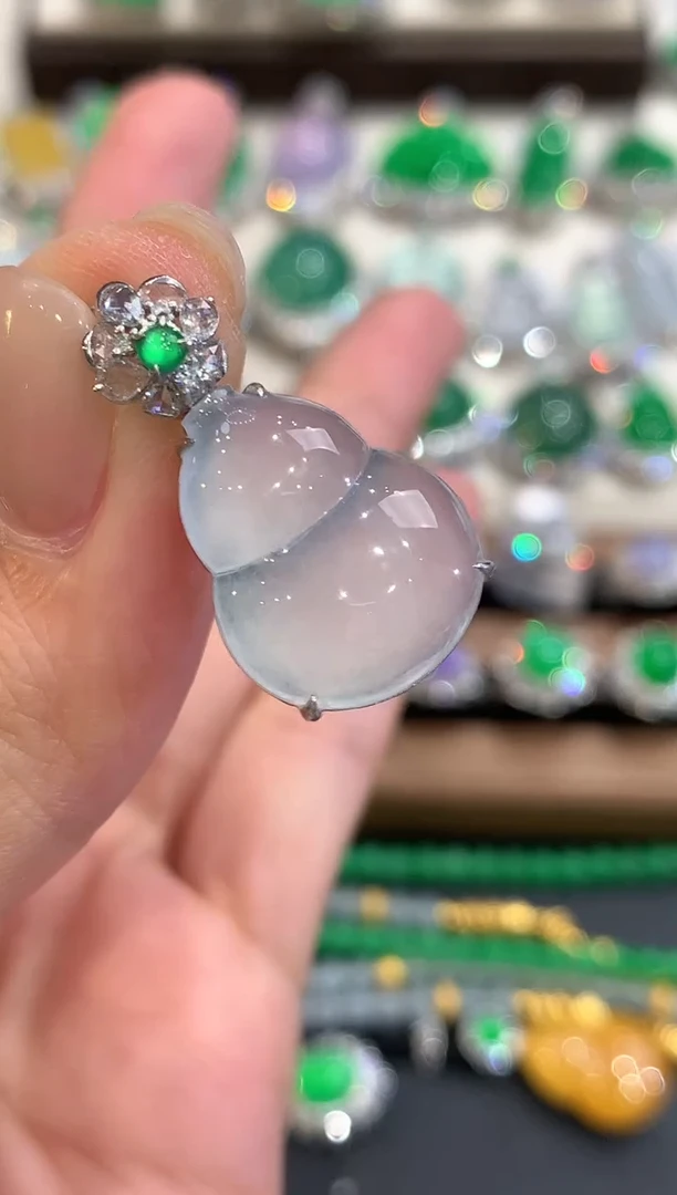 吊坠(不含链)18K金镶嵌翡翠q50