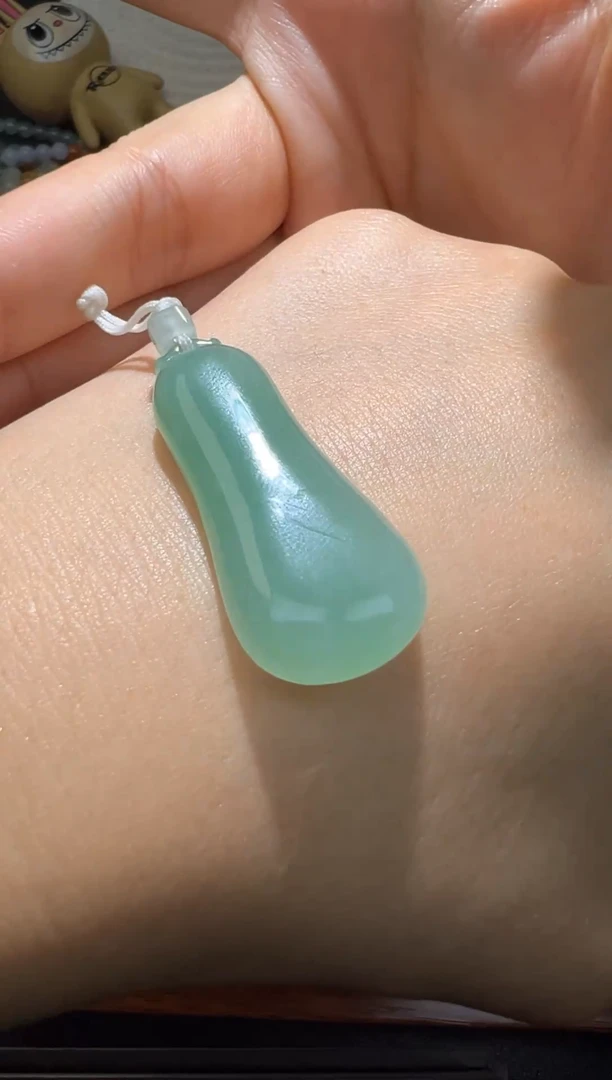 未镶嵌定制翡翠绿福瓜