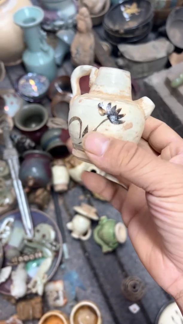 瓶子山**兴瓷器瓷器瓷器瓷器
