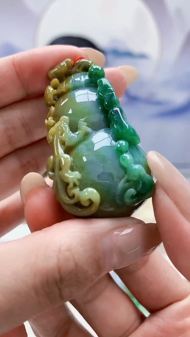 未镶嵌定制翡翠4852MM-毛货挂件61