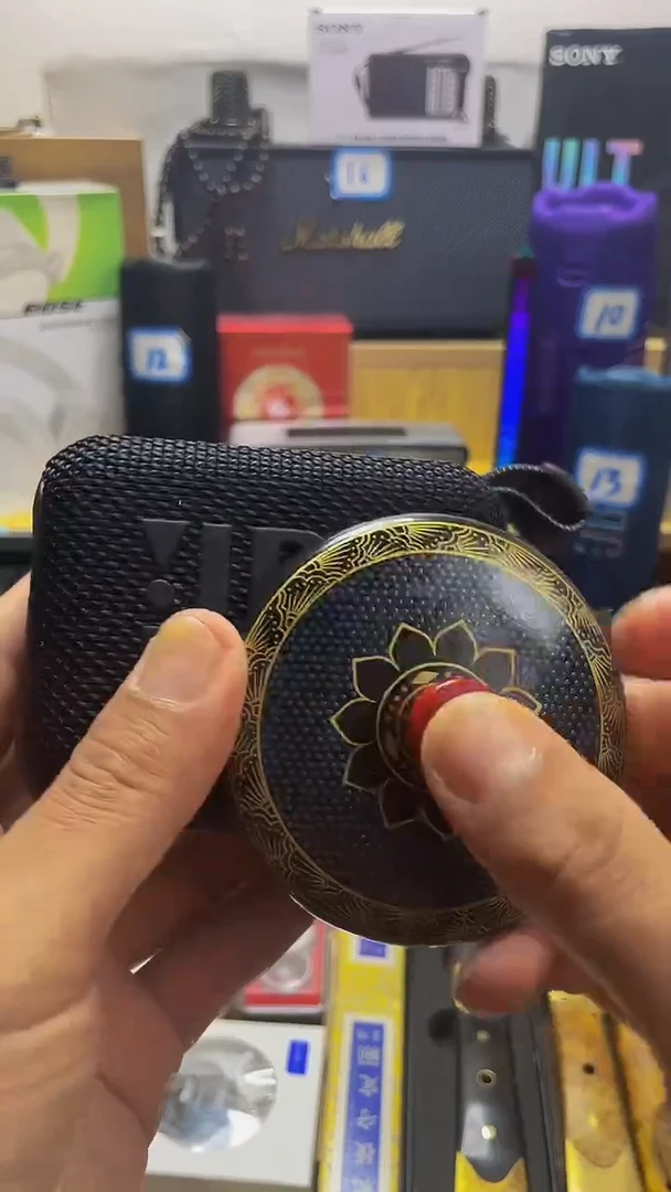 瓷片闪购商品 如图所示