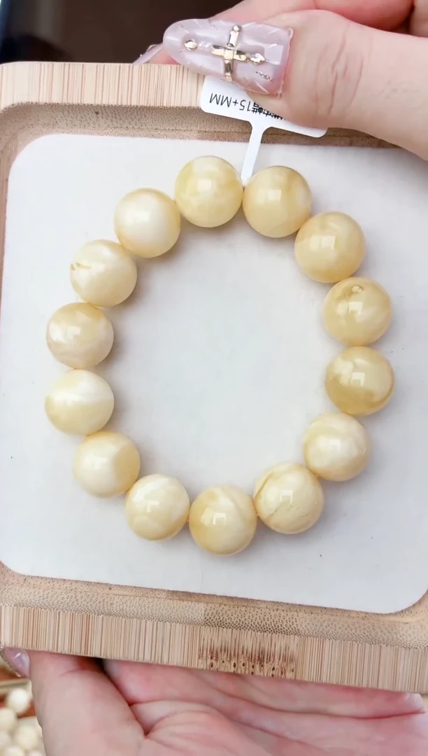 裸石蜜蜡未镶嵌手串