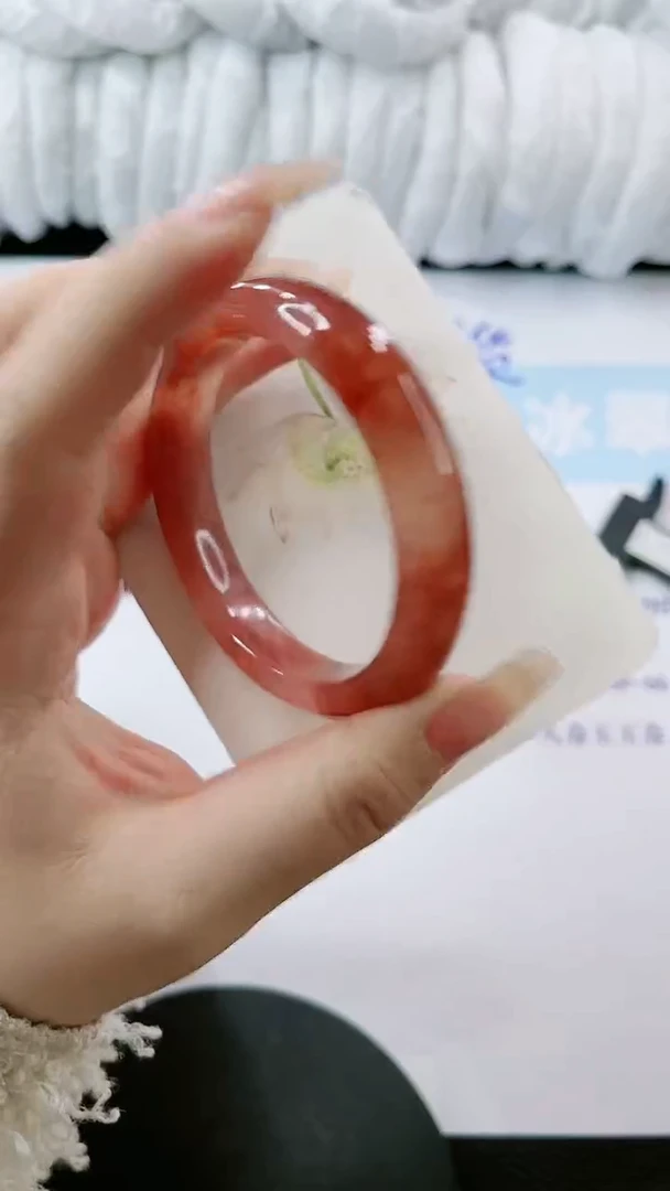 【闪购商品】石英质玉手镯未镶嵌多样性发货F364