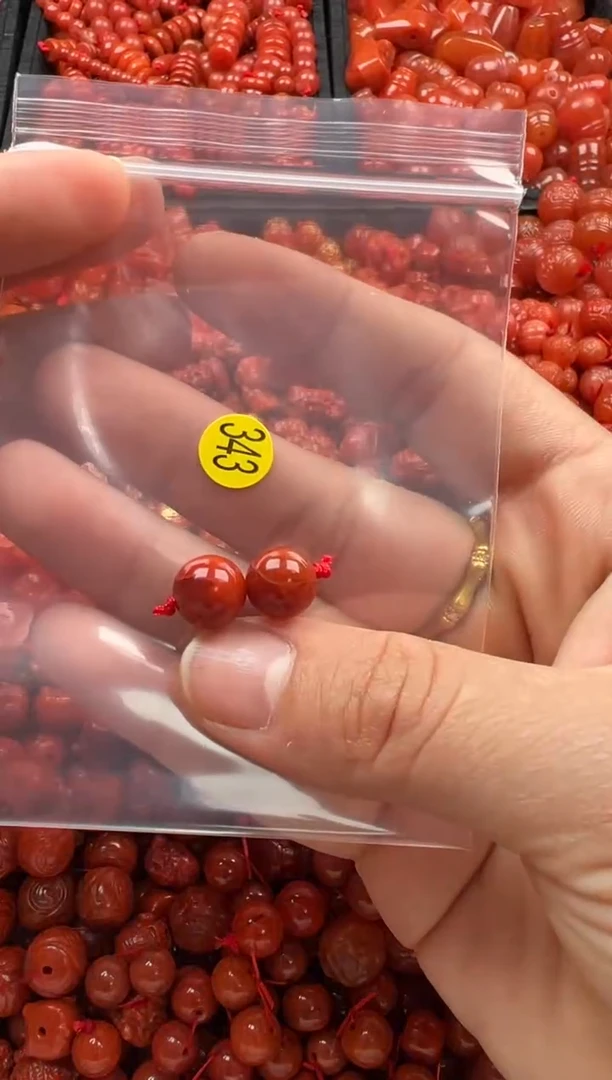 【闪购商品】南红玛瑙颈饰未镶嵌1