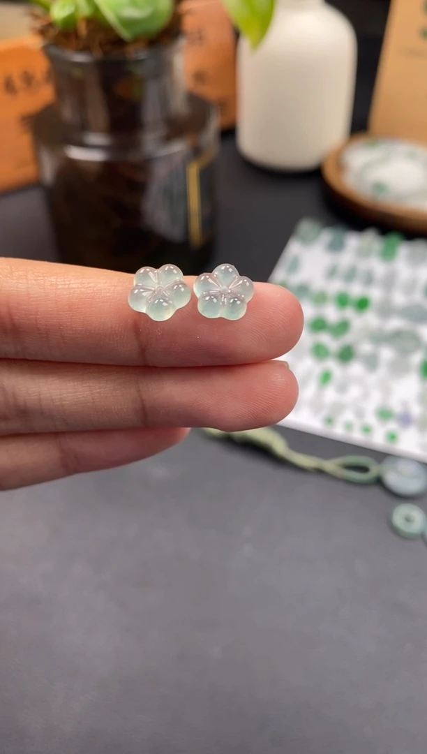 翡翠未镶嵌颈饰翡翠冰晴花花一对