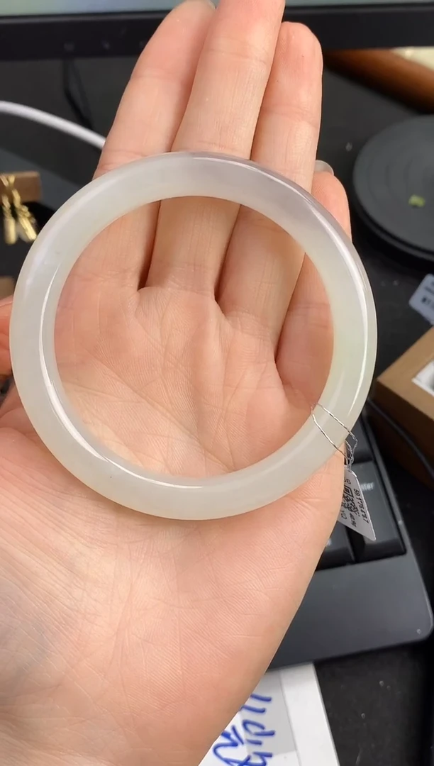 未镶嵌手镯和田玉（翠青玉）圈口59.mm冰底翠青三色