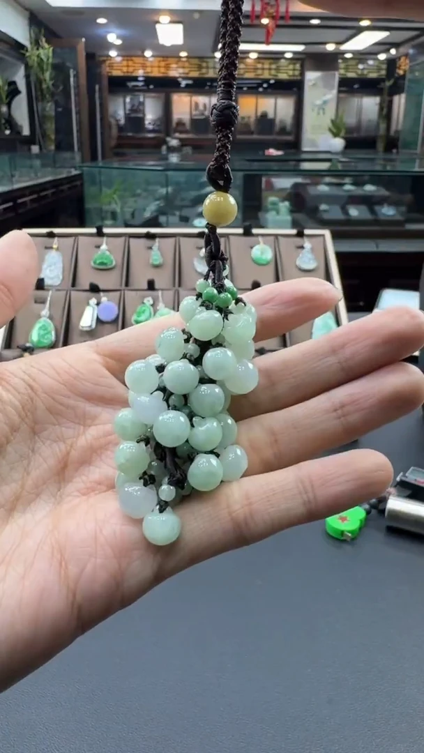 未镶嵌挂件翡翠车挂