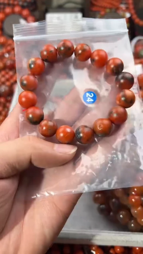 南红玛瑙手串未镶嵌13