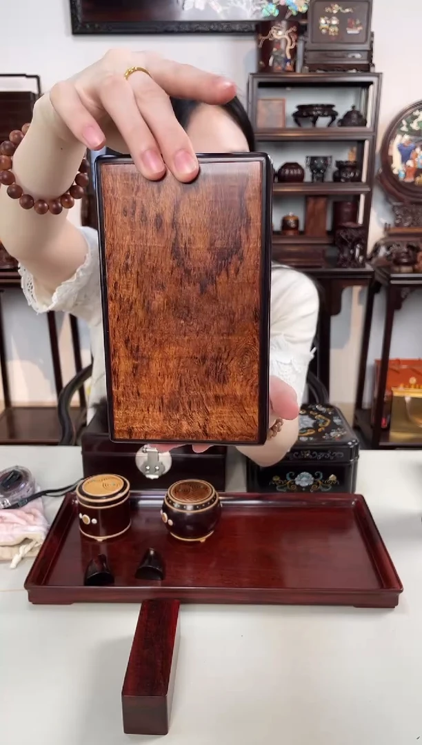 紫檀木类成套家具紫檀嵌海黄盒子