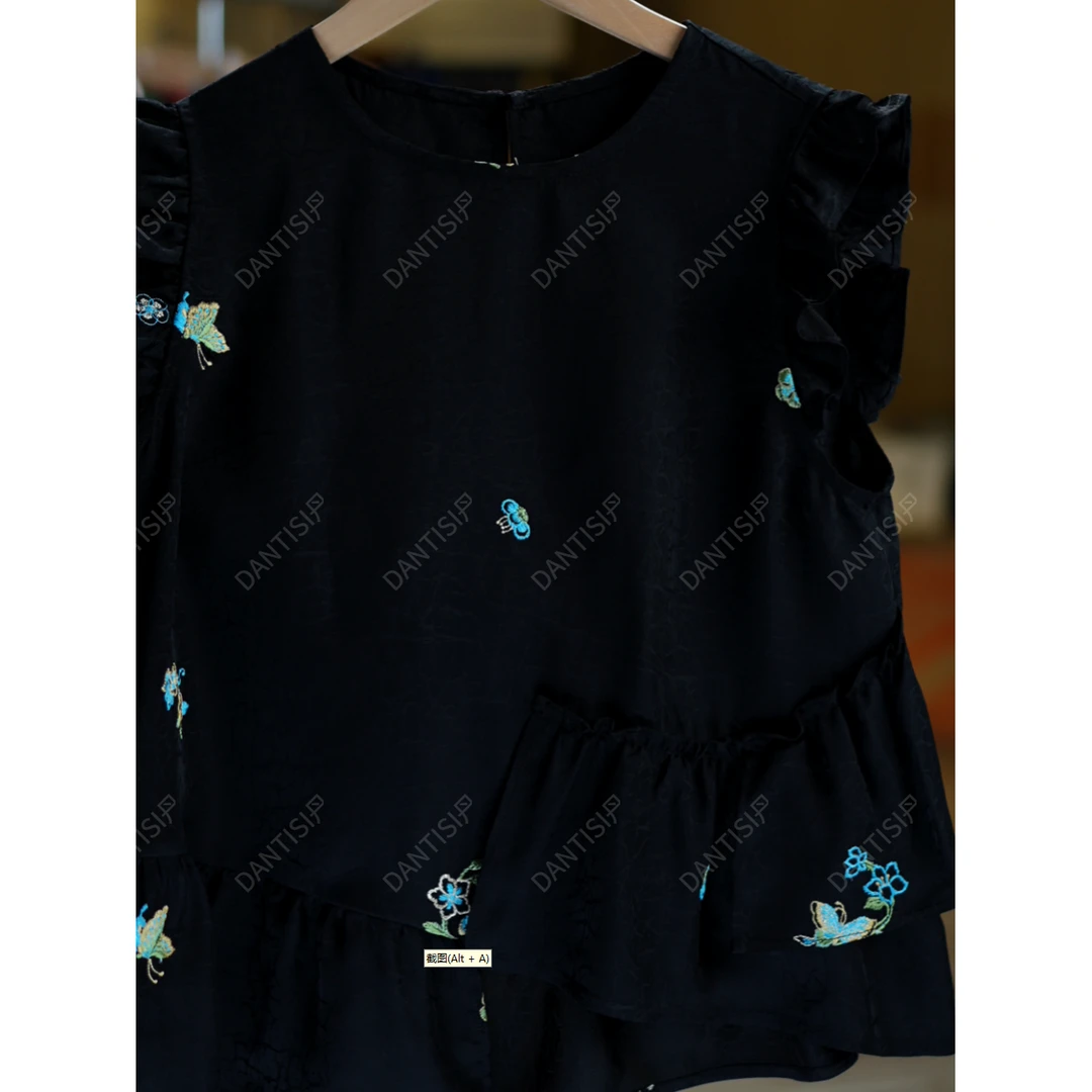 蝶絮醉<<非遗美学>>1969夏季洋气圆领不规则减龄上衣