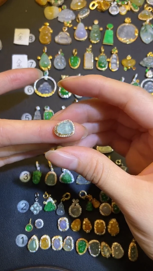 吊坠(不含链)未镶嵌翡翠1