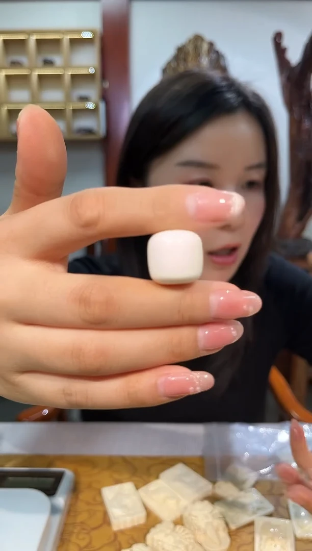 其他猛犸象牙好**生083 【高品级】猛犸珠子8g