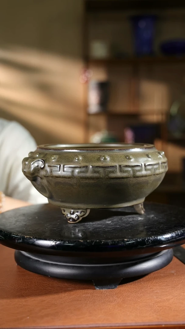 家居级856    8.5寸三脚兽头圆盆