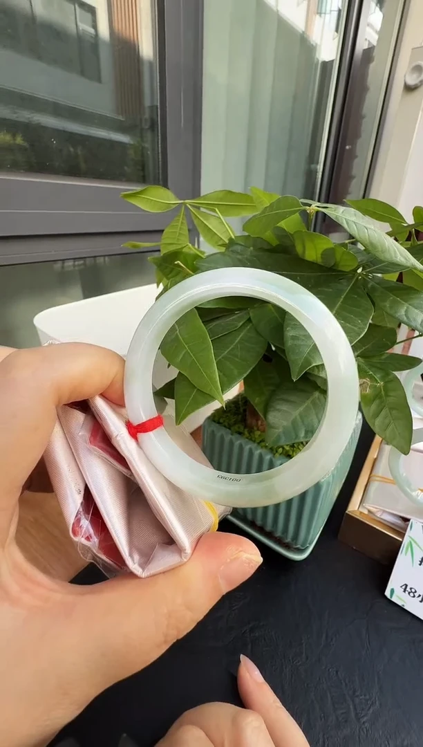 未镶嵌手镯翡翠缅甸天然A货翡翠手镯-6
