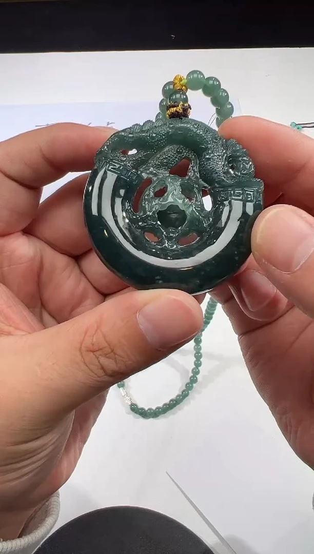 吊坠(不含链)未镶嵌翡翠龙扣