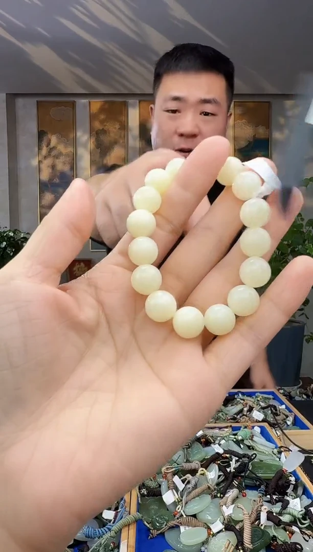 未镶嵌和田玉挂件拍一发一