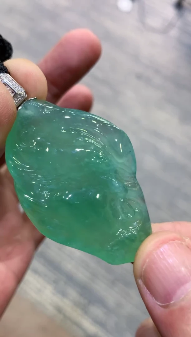 颈饰未镶嵌翡翠天然A货翡翠