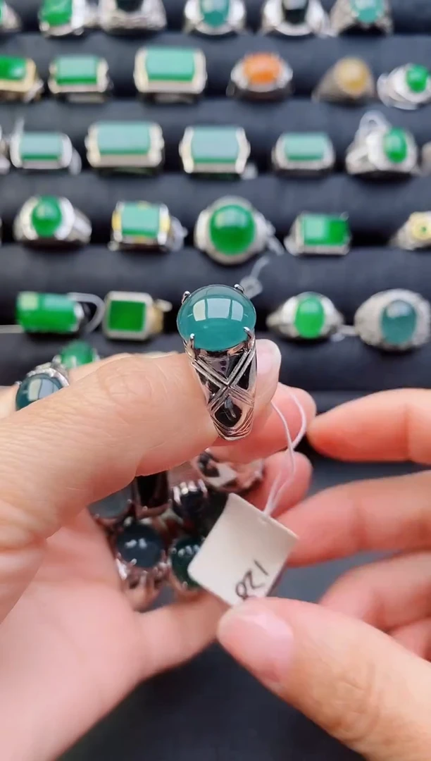 【闪购商品】翡翠戒指银S925镶嵌3245