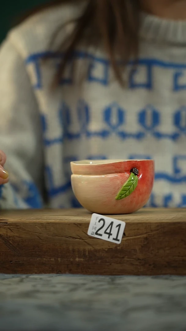 【闪购商品】瓷片新品！设计师手捏桃子/陶瓷主人杯