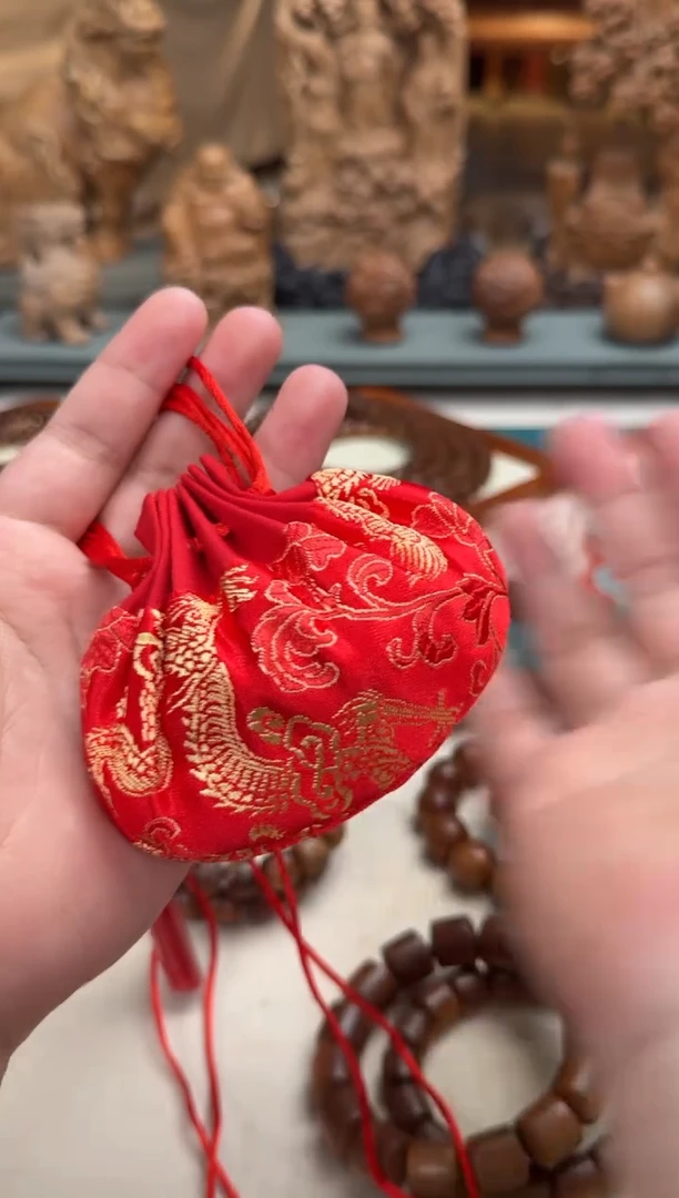 檀香木其他20克超甜奶香香包老山檀香