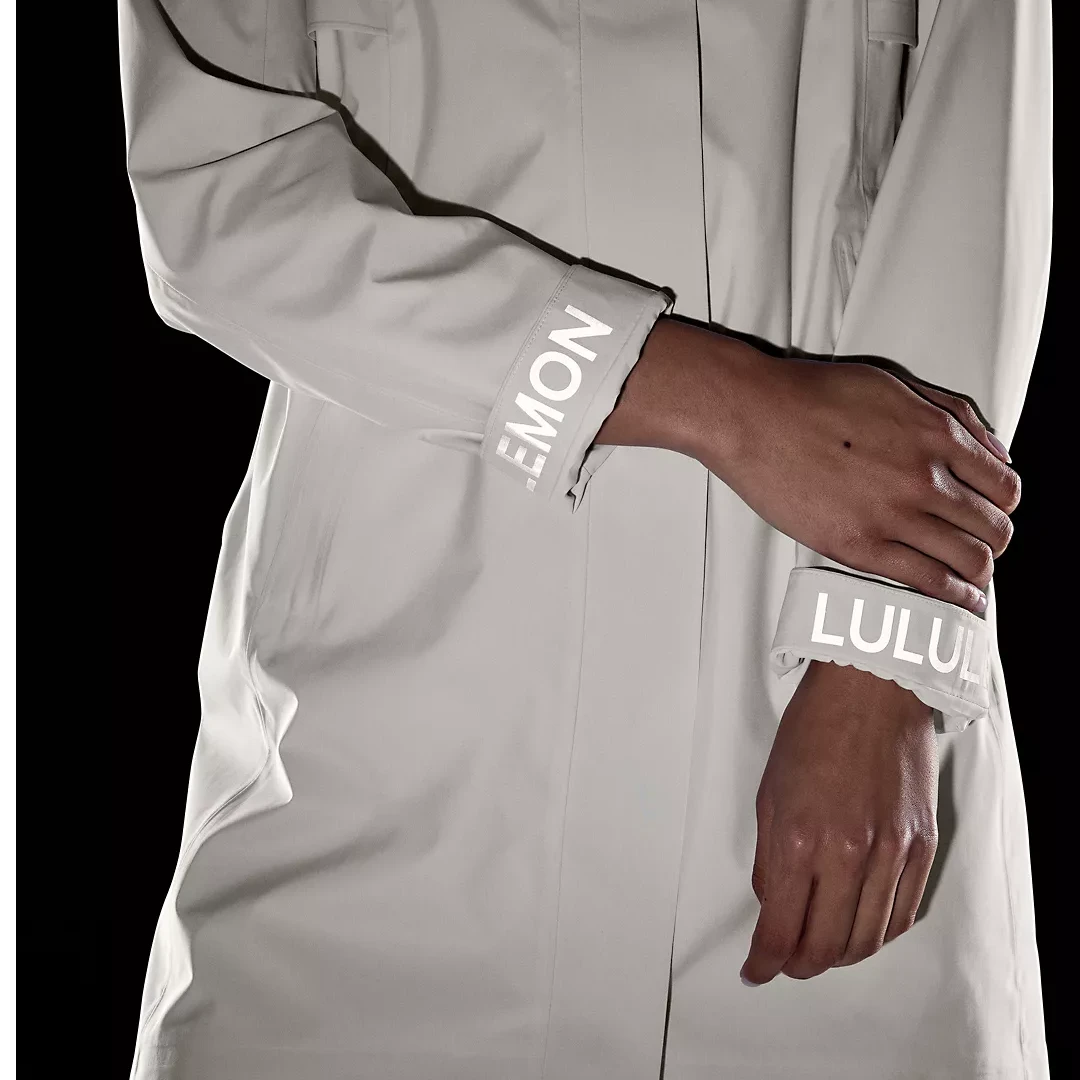 lululemon/露露乐蒙Rain Rebel Jacket 雨衣夹克外套