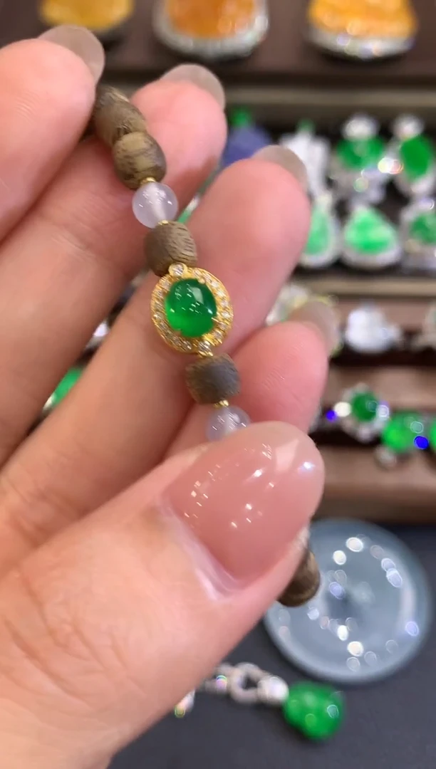 18K金镶嵌手串翡翠w58