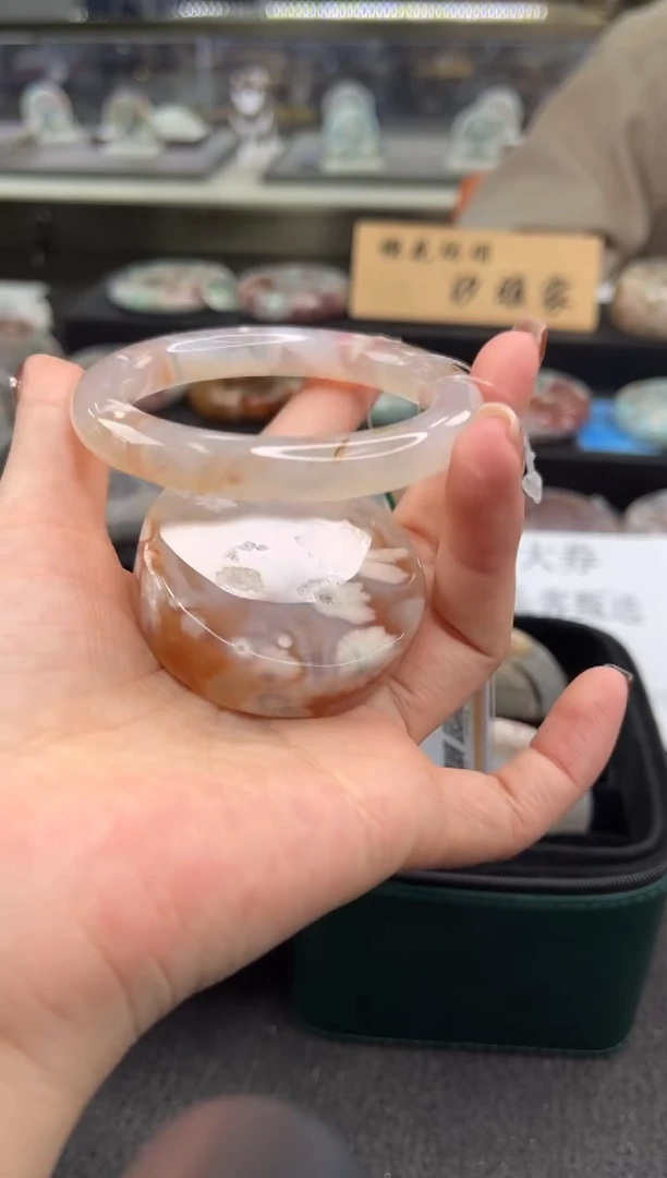 未镶嵌手镯石英质玉54圈口 （赠品镯心）3421134