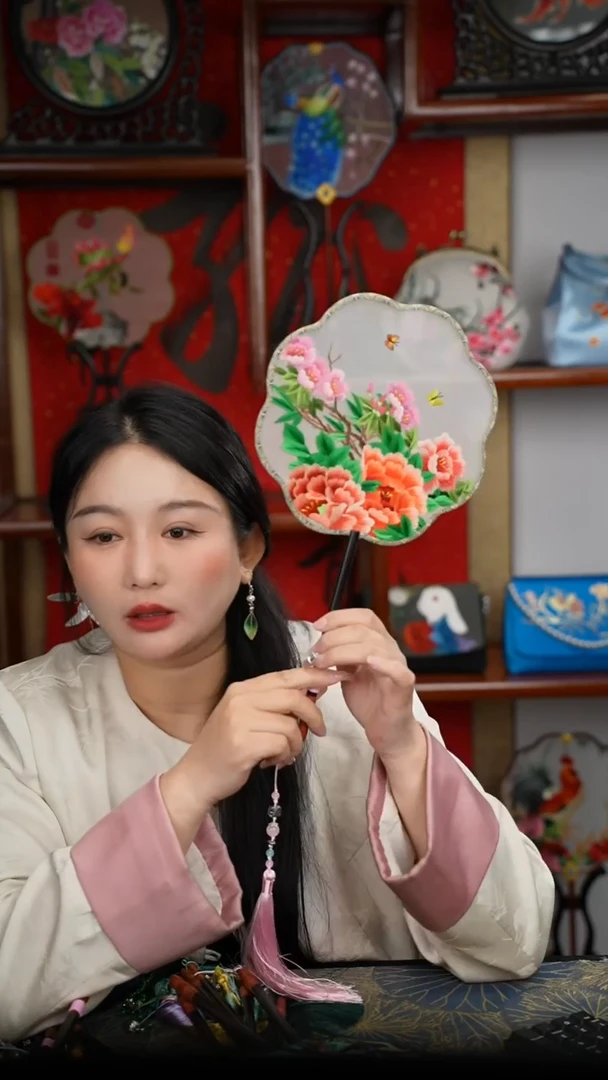 刺绣团扇 绣花双面非遗