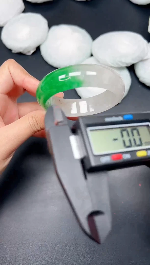 精品手镯，一物一拍Z014