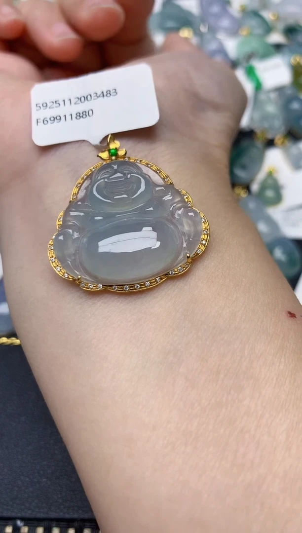 颈饰18K金镶嵌翡翠天然缅甸A货翡翠